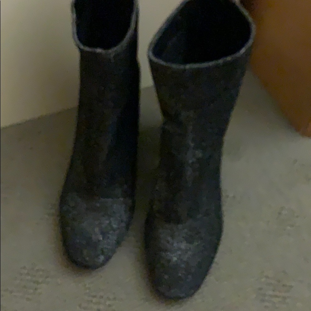 Ankle boots